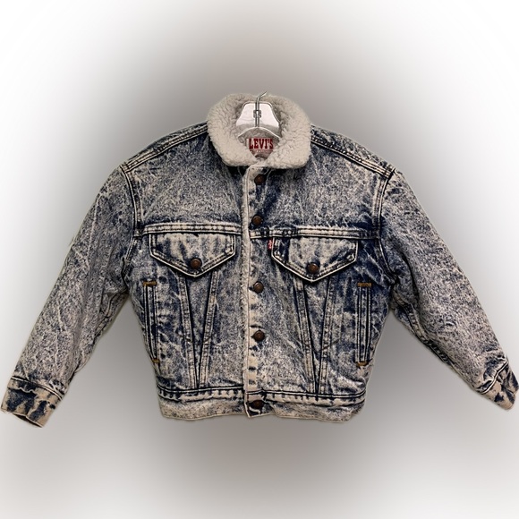 Vintage Levi's youth Sherpa lined acid wash trucker Jacket